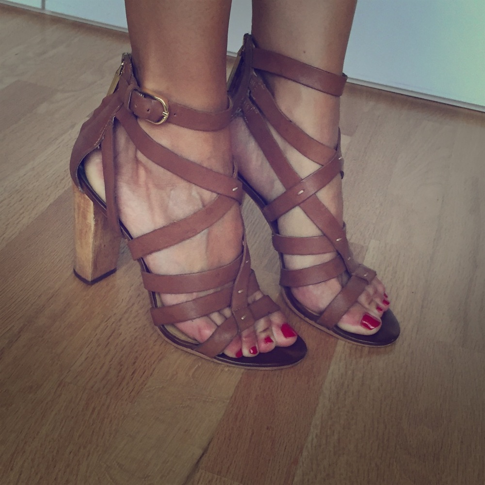Dolce Vita leather sandal